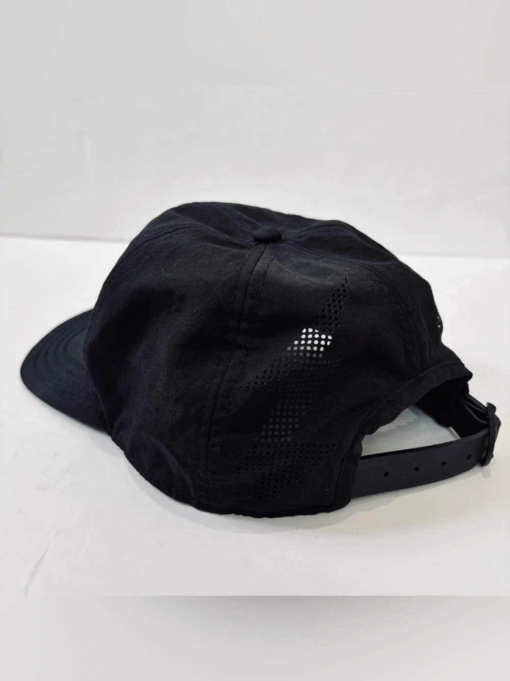 True Religion Man's Logo lightning bolt hat baseball cap black one size
